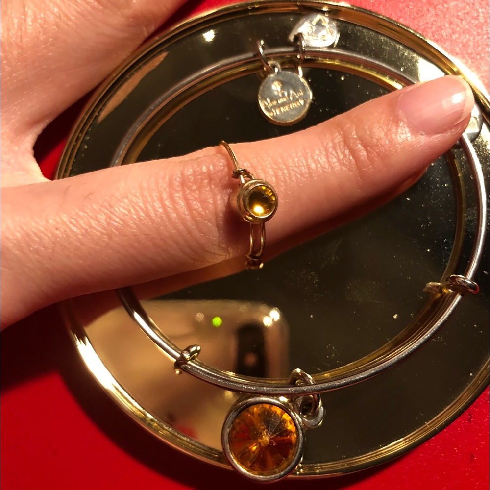 🤗Alex and Ani (bundle) bracelet and rings